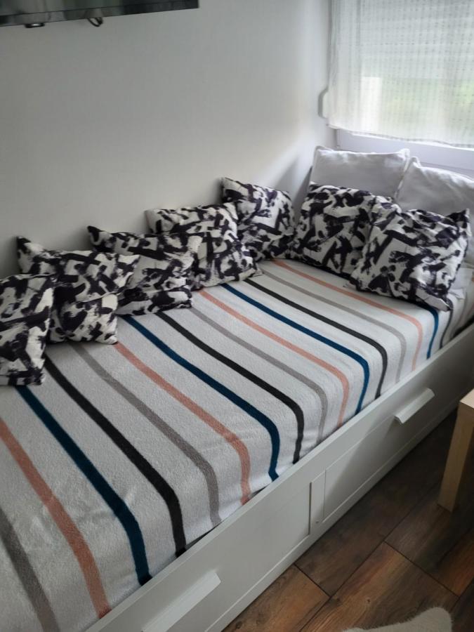 Studio Apartman Tamai クティナ エクステリア 写真